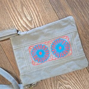 VINTAGE ADDICTION FLORAL CROSSBODY BAG... #7726